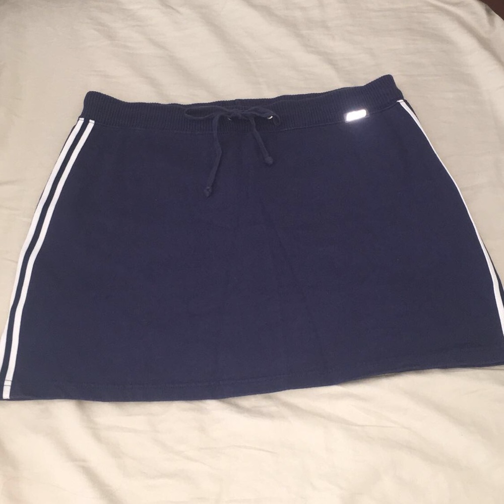 N.Y.L NAVY SKIRT🦋